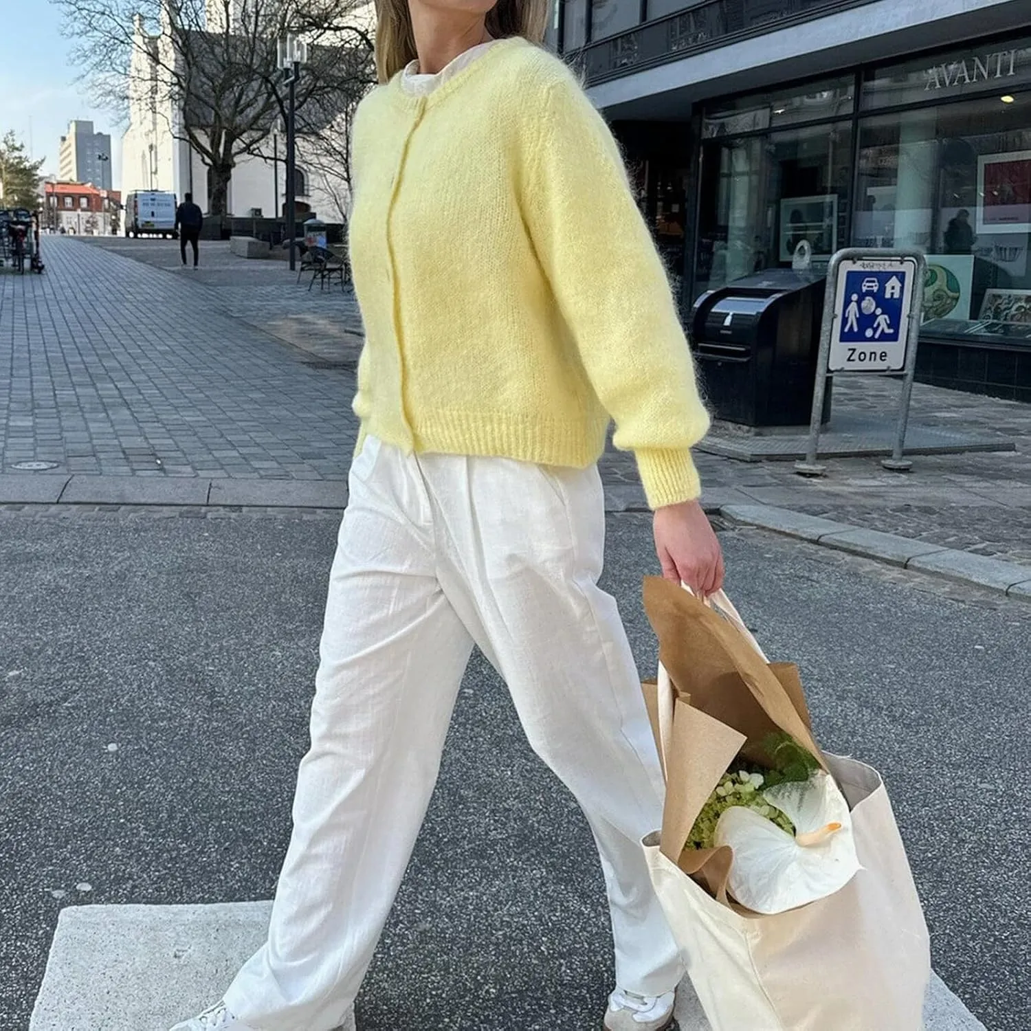 Women Y2k Button up Sweater Casual Lightweight Solid Color Knit Cardigan Cute Long Sleeve Crop Cardigan Fall Knitwear